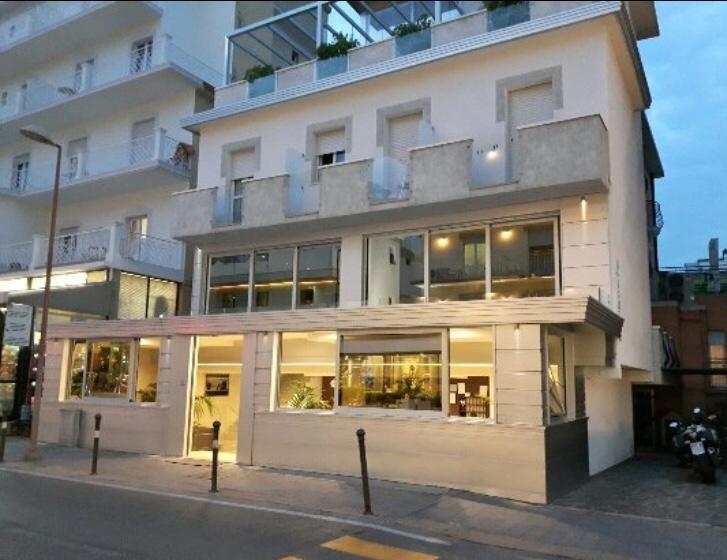Hotel Romina ريميني المظهر الخارجي الصورة